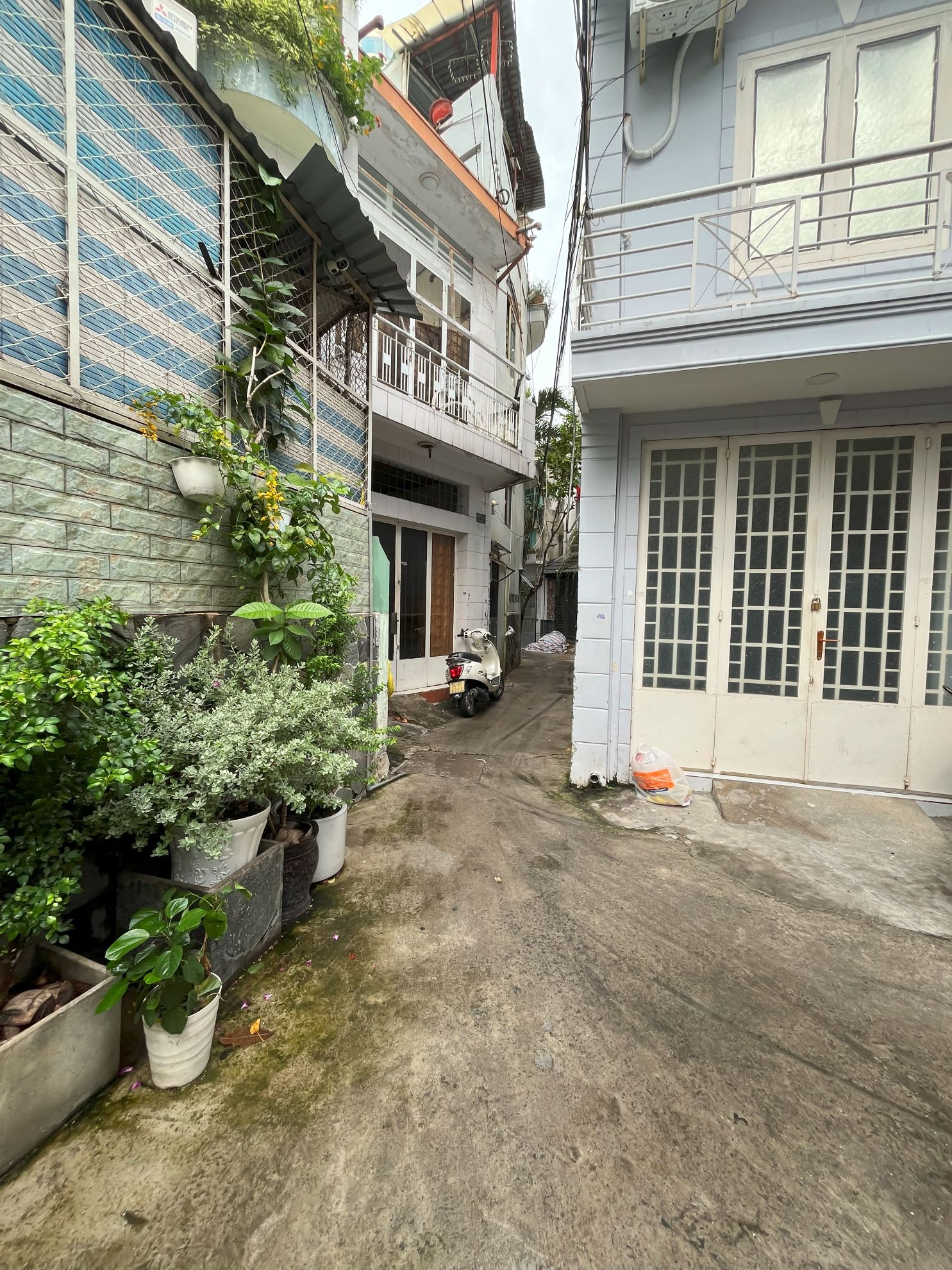 Chủ cần bán nhanh nhà Lê Văn Sỹ, 50m2 sổ đẹp vuông, chỉ hơn 6 tỷ (2025313718)